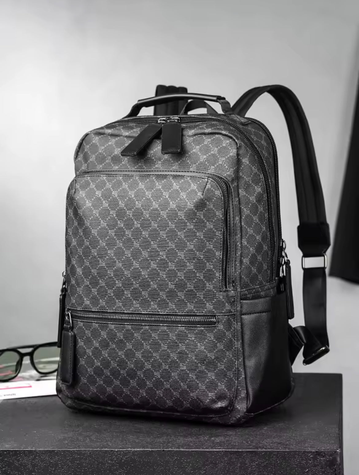 ✨ Morral Legacy: El Icono de Estilo que Define tu Legado 🏛️💼